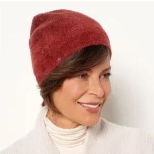 NWT Barefoot Dreams CozyChic Lite Confetti Beanie Crimson